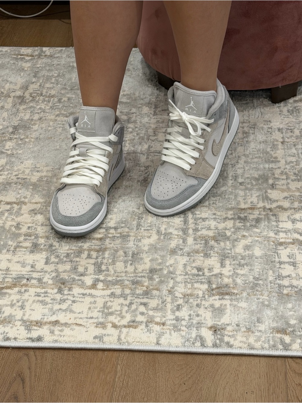 Nike Air Jordan 1 Mid Women’s Sneakers - Light Gray & White
